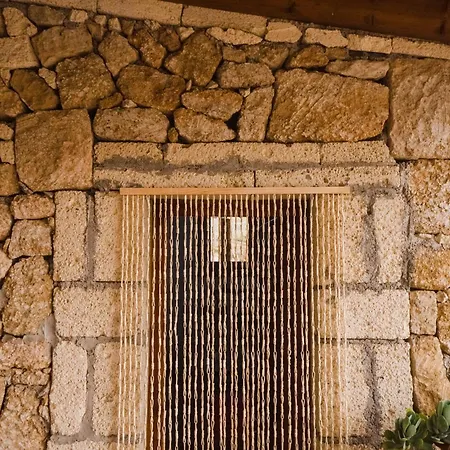 Dom wakacyjny Beautiful Olive's Cave House