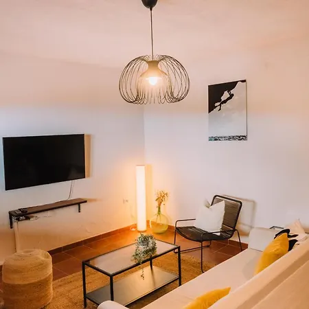 Beautiful Olive's Cave House Tatil Evi