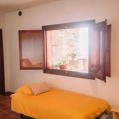 Beautiful Olive's Cave House *